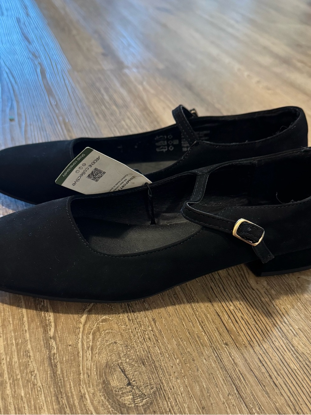 Women’s Black Mary Jane Flats with Gold Buckle